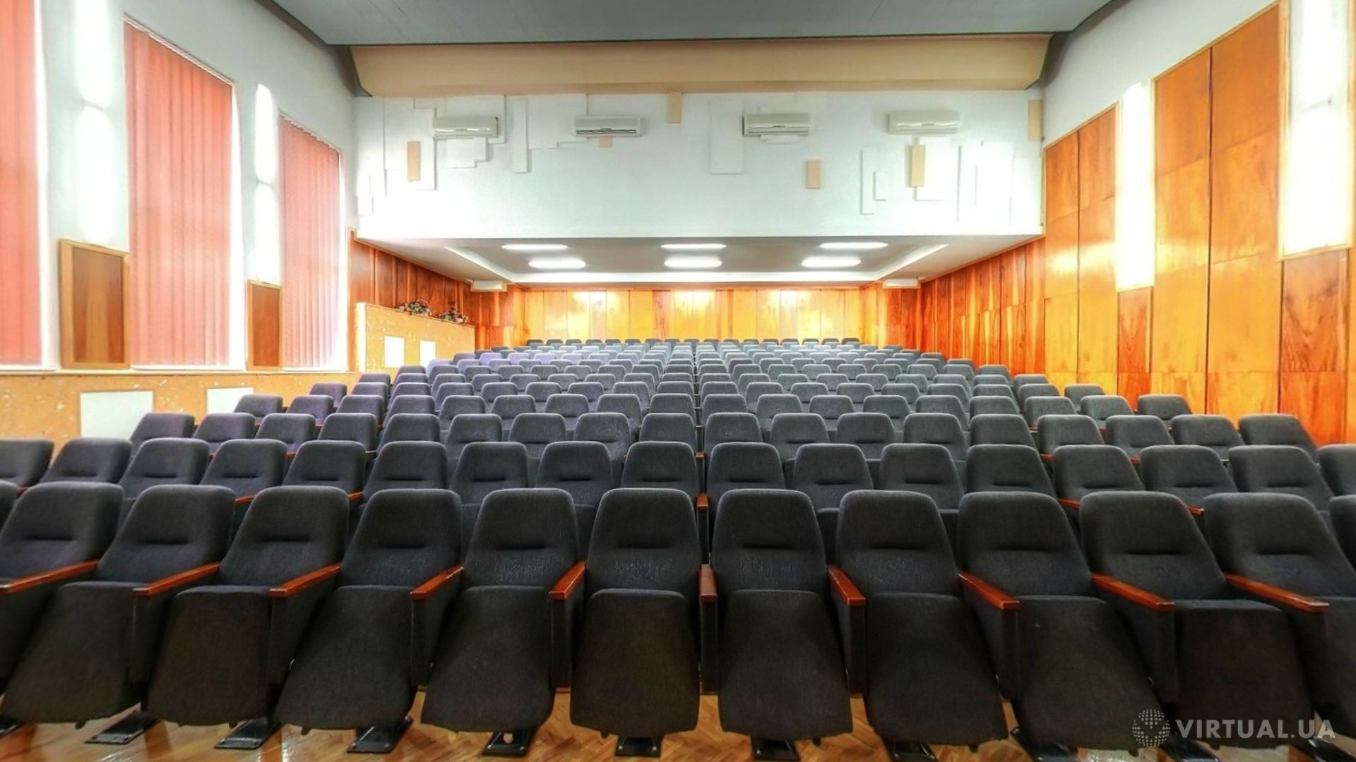 Conference halls in hotel «Suputnyk», photo